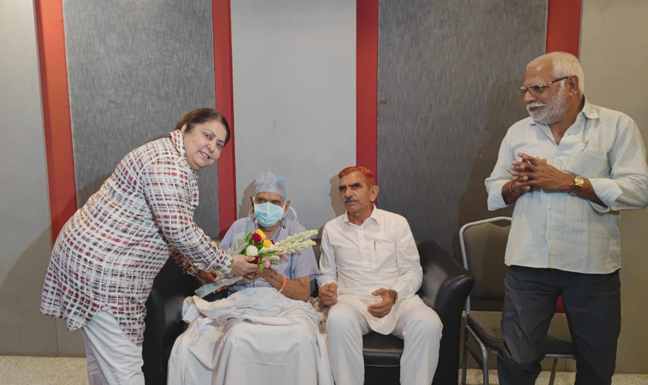 Jaipur doctors replace heart valve non-surgically in 104-year old patient