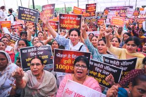 AAP cheated Punjab women with Rs 1000 promise: Preneet Kaur