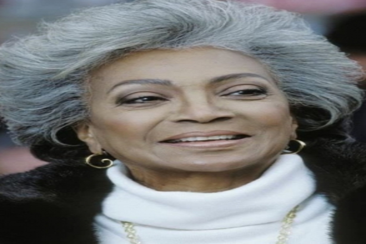 ‘Star Trek’ Star Nichelle Nichols’ ashes will be launched into space