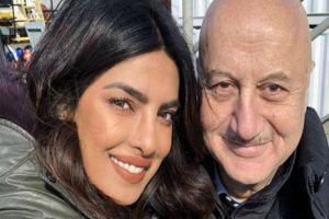 Priyanka Chopra and Anupam Kher posted on Independence Day