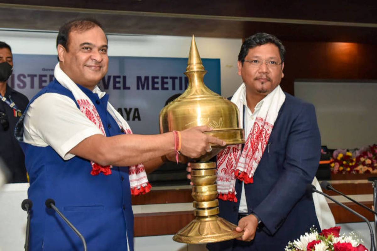 Assam, Meghalaya CMs decide to set up ministerial panels to resolve border rows