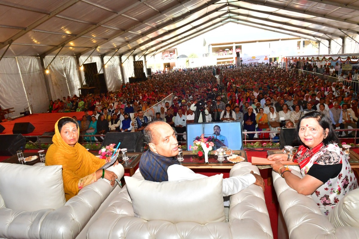 Himachal CM calls Congress directionless party