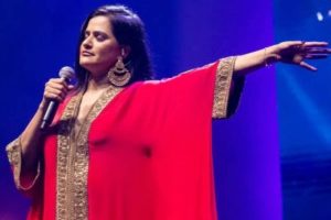 Sona Mohapatra sings ‘Kuhu Kuhu’ in impromptu tribute to Lata Mangeshkar