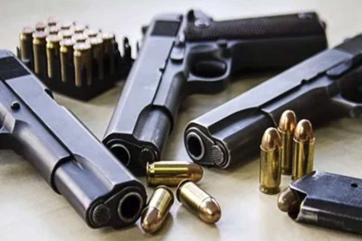 Two held for supplying illegal arms in NCR