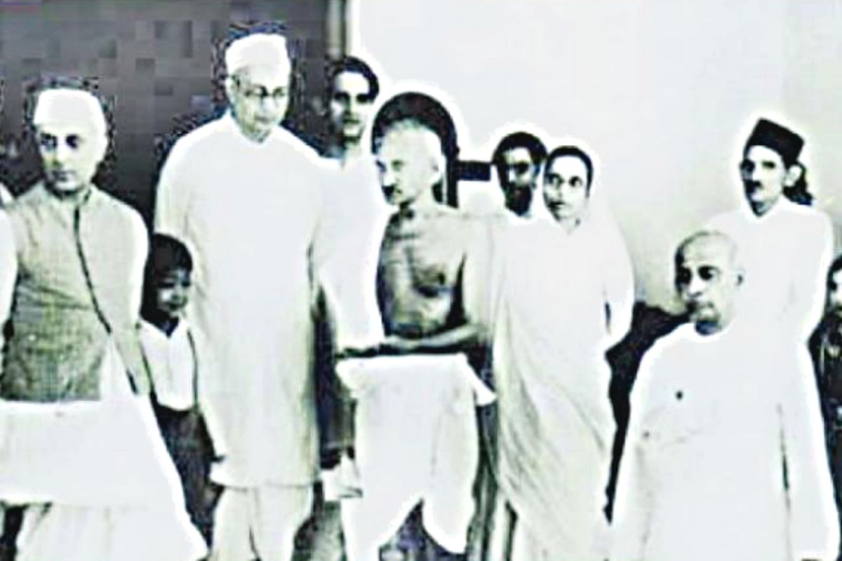 Freedom, Independence day, Congress, 15 August 1947, Nehru, Jawaharlal Nehru, Indian , Constituent Assembly, Gandh, Azadi, Bharat