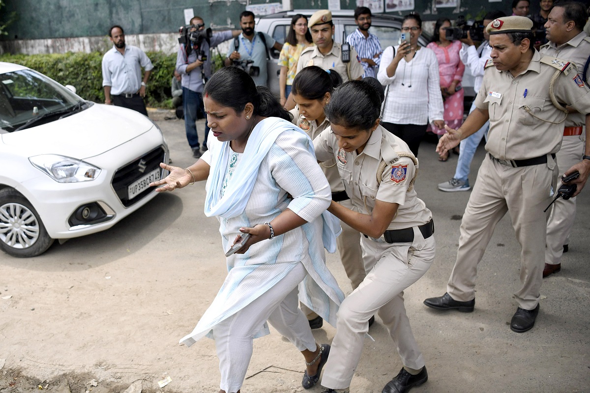 CBI raids, Delhi Police, Sisodia