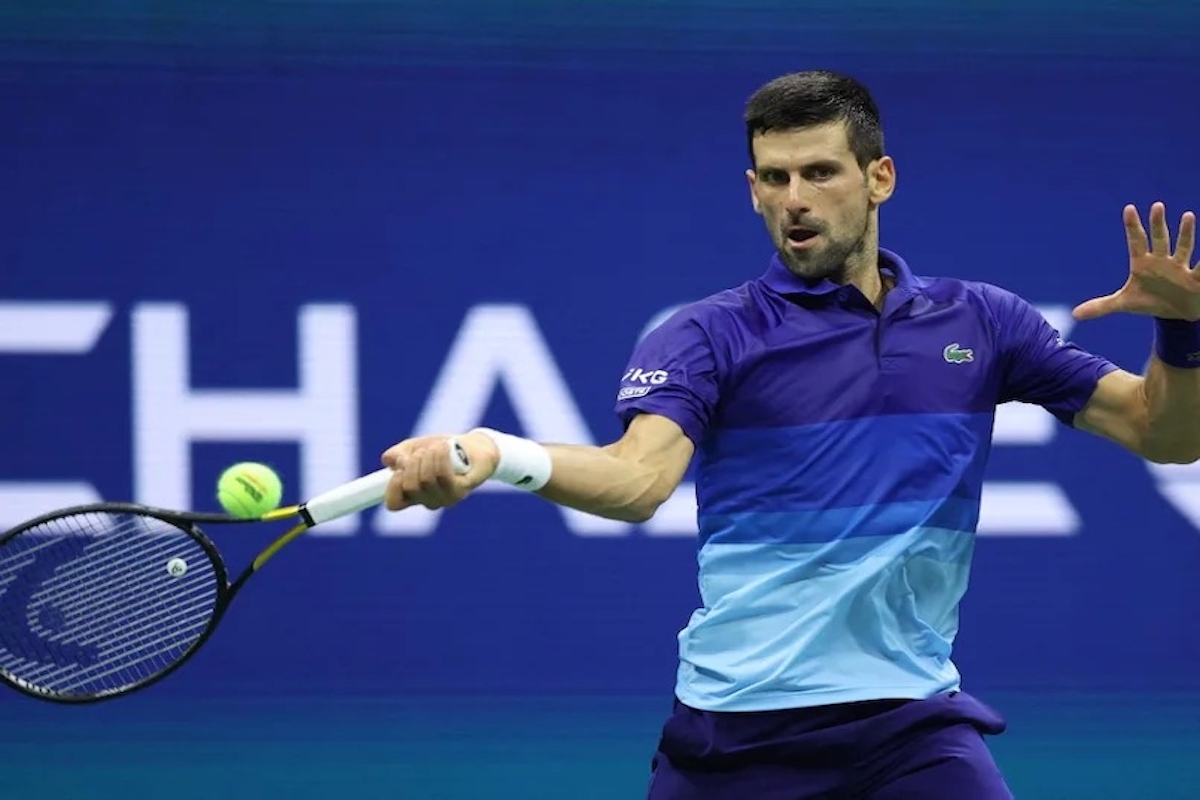 Novak Djokovic suffers injury scare