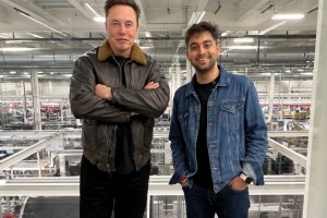 Elon Musk’s twitter friend, Pranay meets him in Texas, refers him as “down-to-earth”