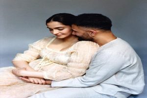 Sonam Kapoor and Anand Ahuja welcomes their first child, it’s a boy!
