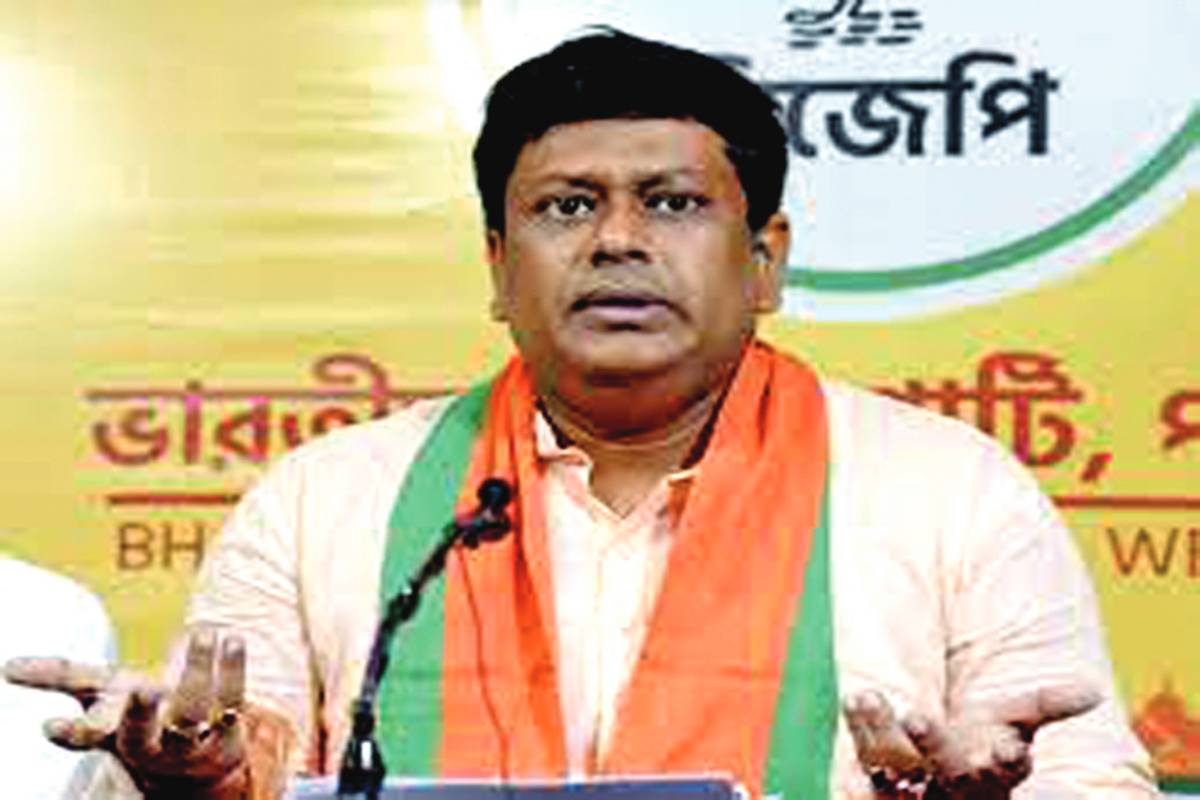 Abhishek’s traitor barb leaves Sukanta fuming