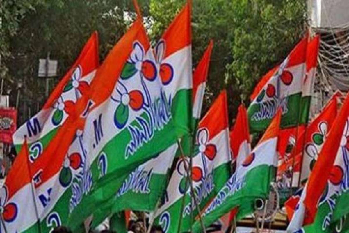 Ahead of 5th phase of polls, TMC workers defect to Congress
