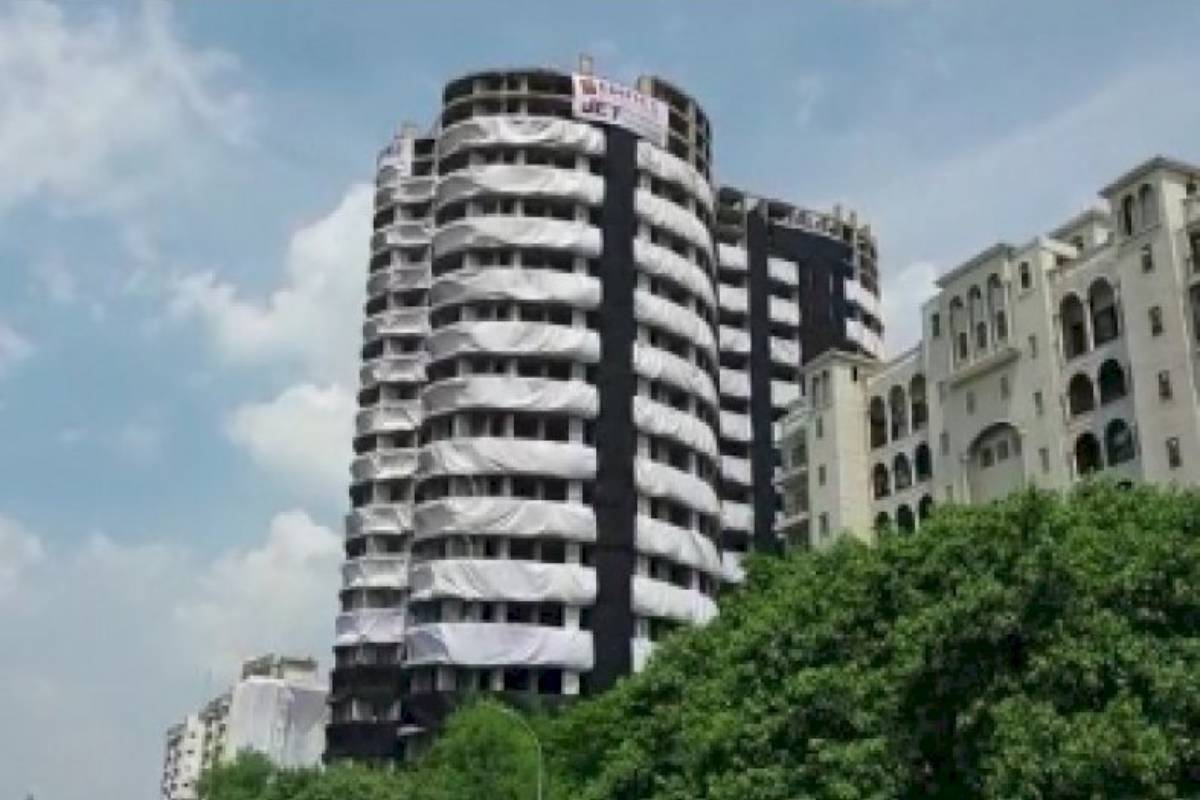Twin Tower demolition: 7,000 people to temporarily vacate their houses