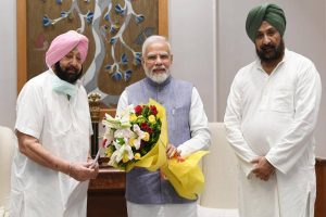 Captain Amarinder Singh all set to join BJP on Monday