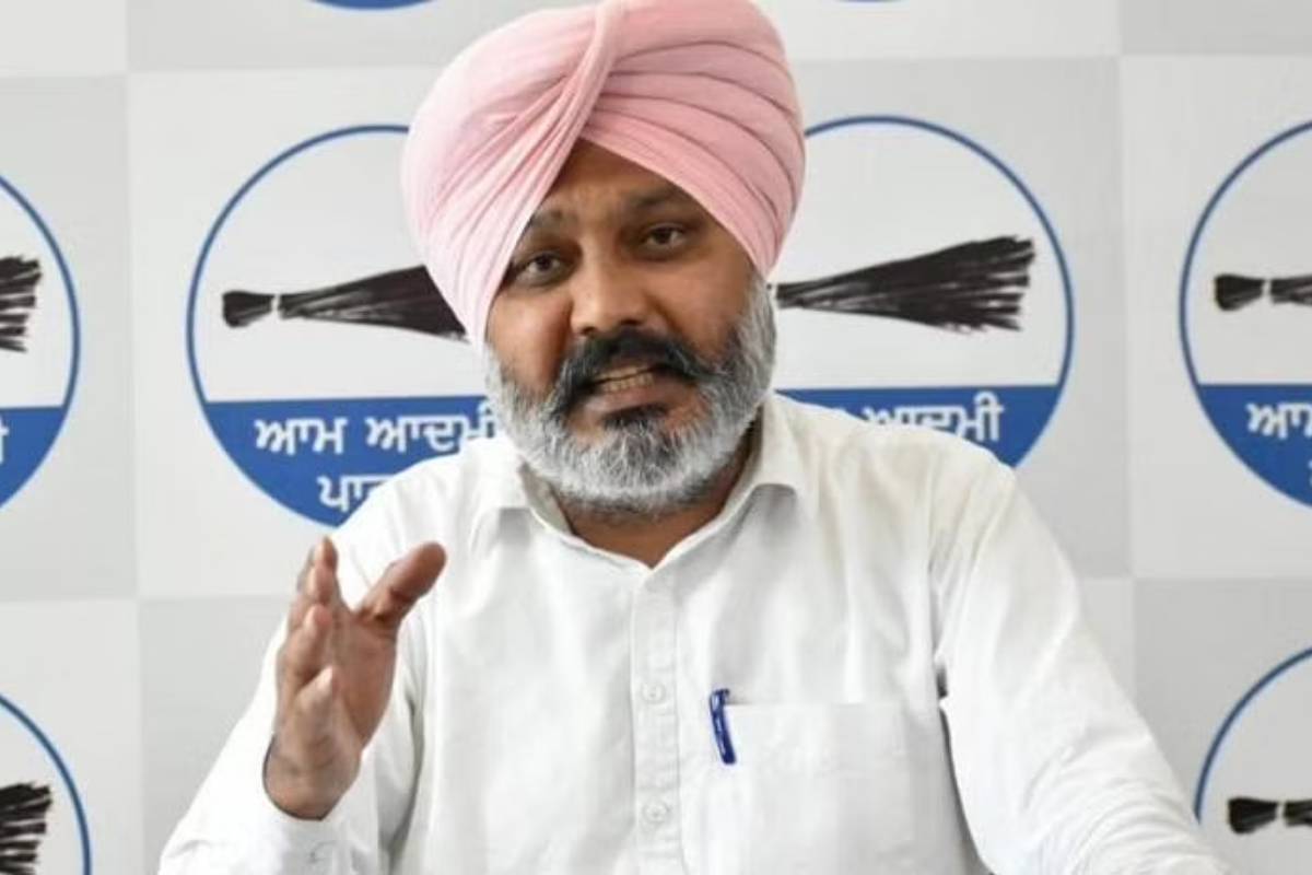 AAP submits complaint to Punjab DGP against BJP