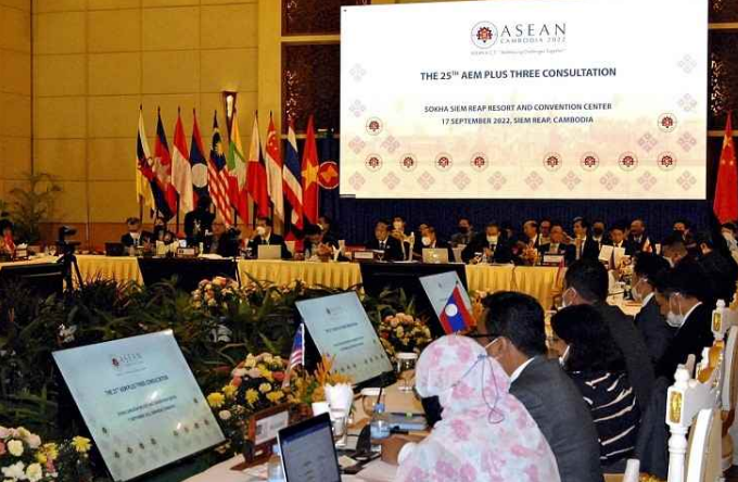 Japan, U.S. aim for stronger economic cooperation with ASEAN nations