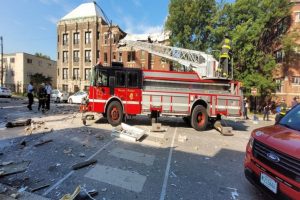 At least 8 people injured in Chicago residential building blast