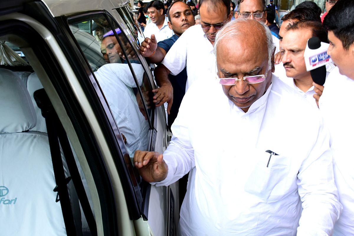 Mallikarjun Kharge likely to file nomination for Congress chief post today