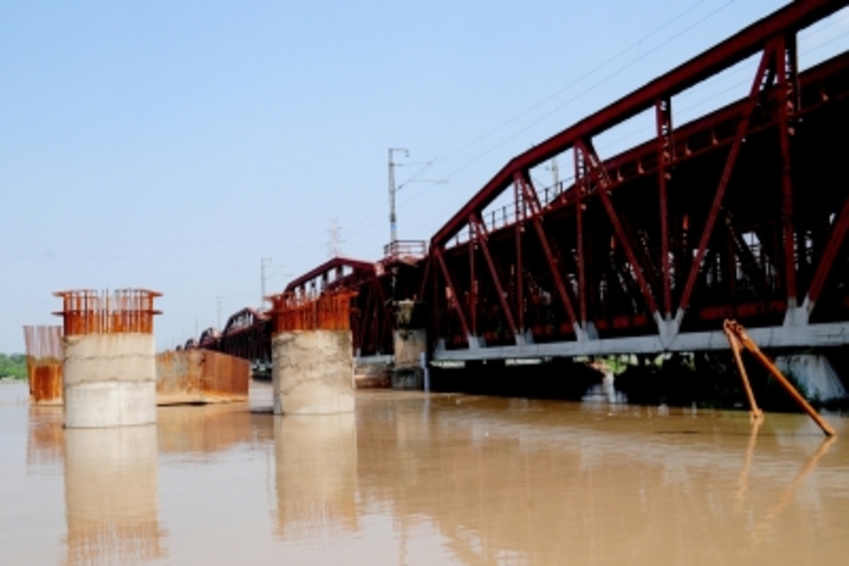 Yamuna bridge