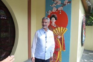 Jaishankar visits Zen Garden, Kaizen Academy in Ahmedabad
