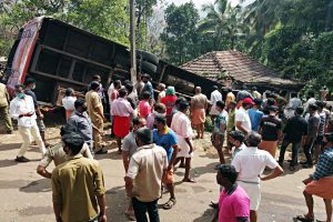 Five children among nine killed as tourist bus rams into Kerala bus