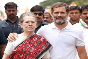 Cong prez polls: Rahul to vote in K’taka’s Ballari, Sonia in party HQ