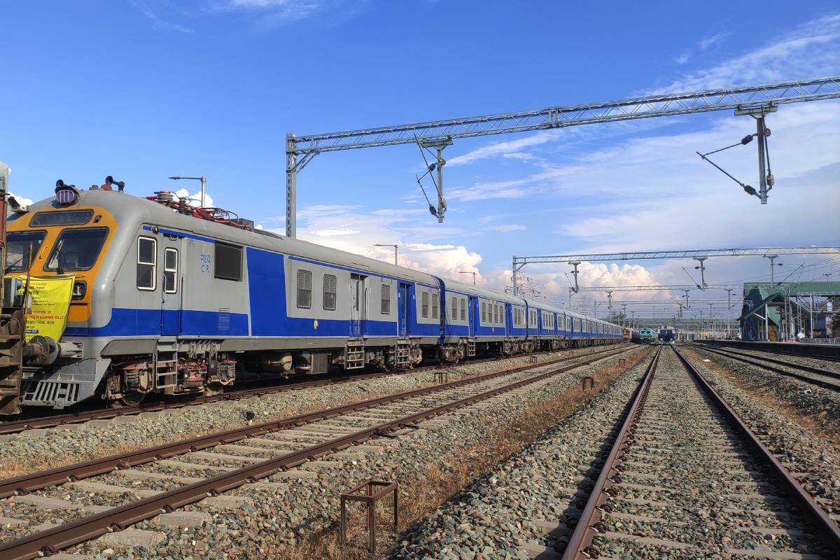 Kurmi stir: 100 plus train services affected