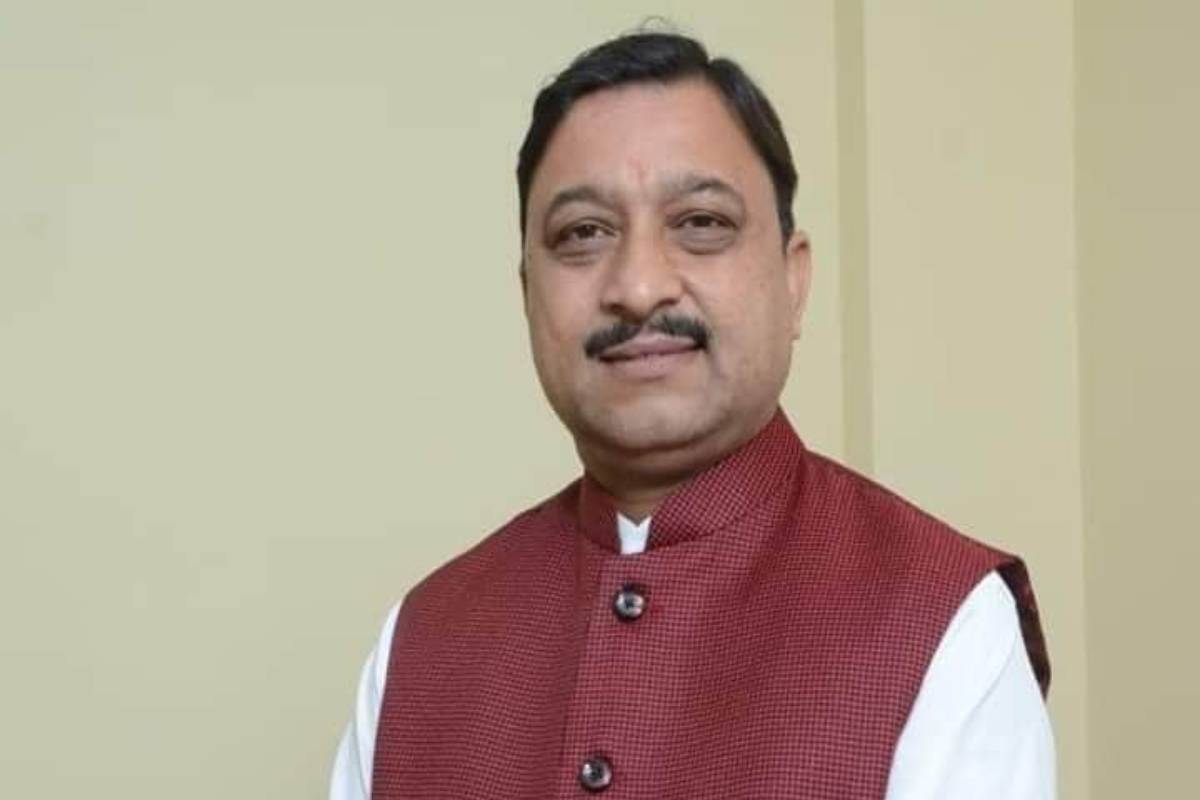 Himachal BJP chief Suresh Kashyap tenders resignation to high command