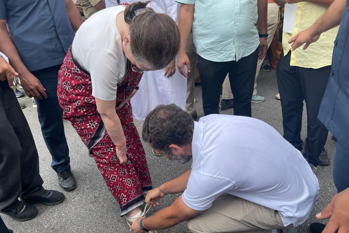 Congress share a photo of Rahul Gandhi tying his mother's shoelaces