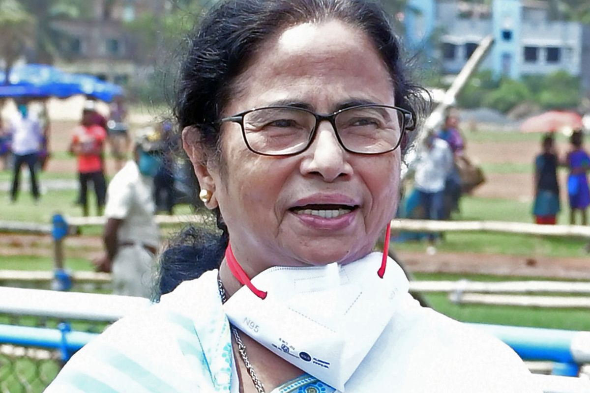 Various leaders cutting across political spectrum greeted the Trinamool Congress (TMC) supremo on her birthday.