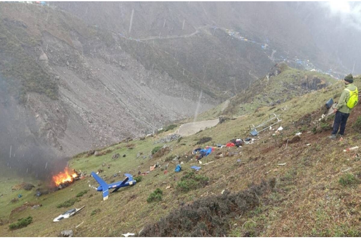 Seven feared dead as helicopter carrying Kedarnath pilgrims crashes, DGCA orders probe