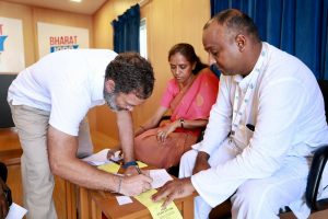 Cong prez poll: Rahul casts his vote in Karnataka’s Ballari
