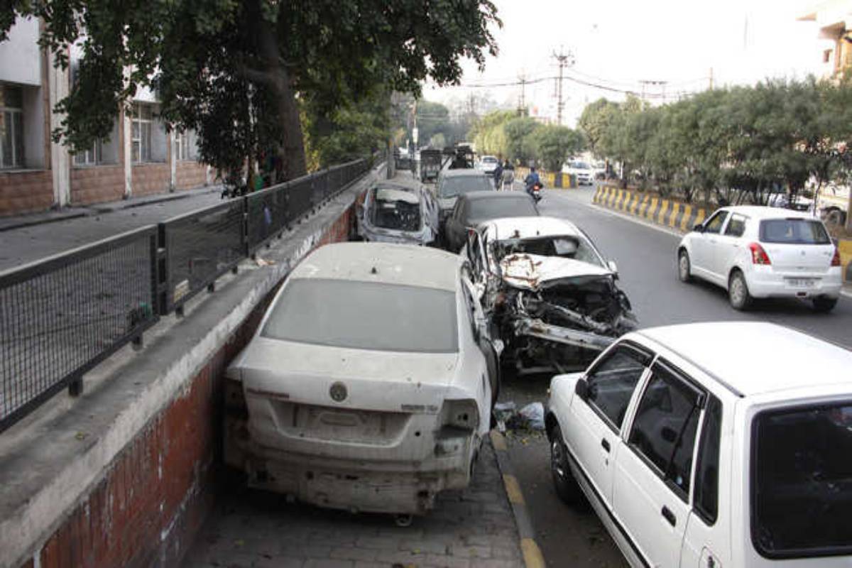 More than 20 vehicles involved in a pile-up in Ludhiana, Punjab, several injured