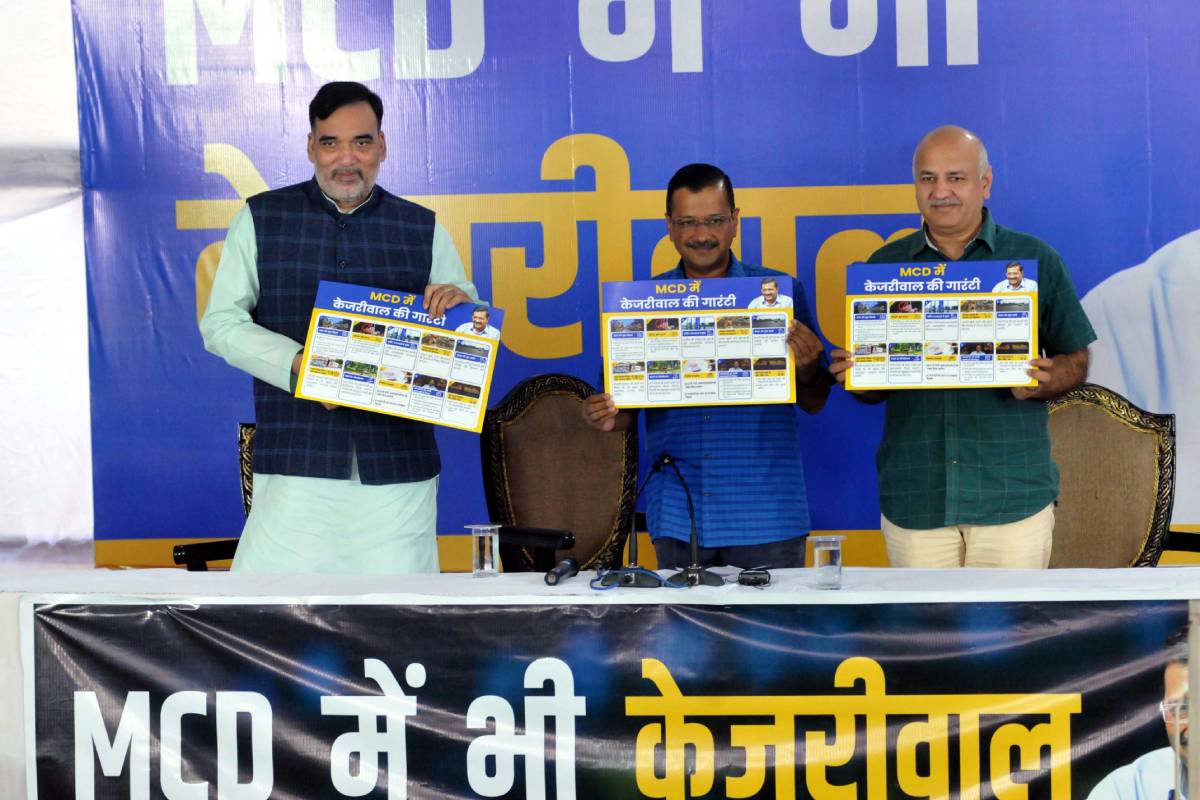Kejriwal announces AAP’s Ten Guarantees for MCD polls