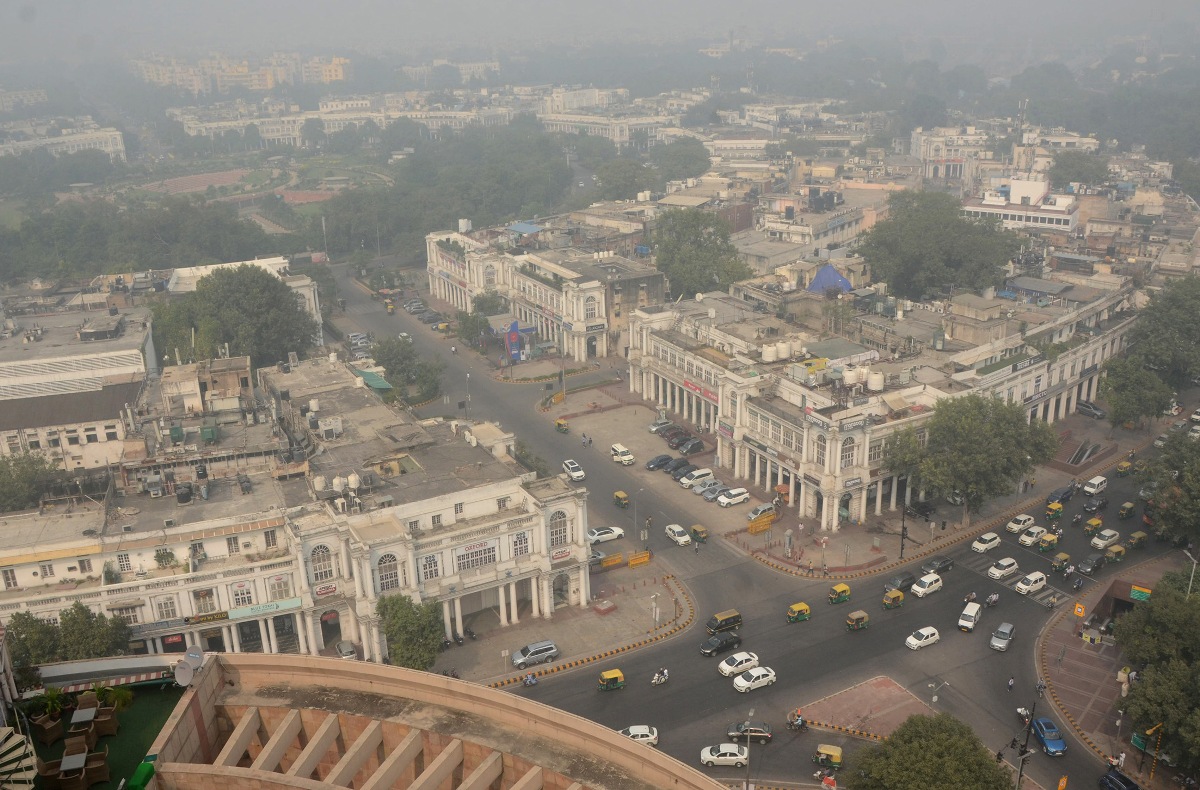 Delhi air quality ‘severe’ on third consecutive day; AQI at 431