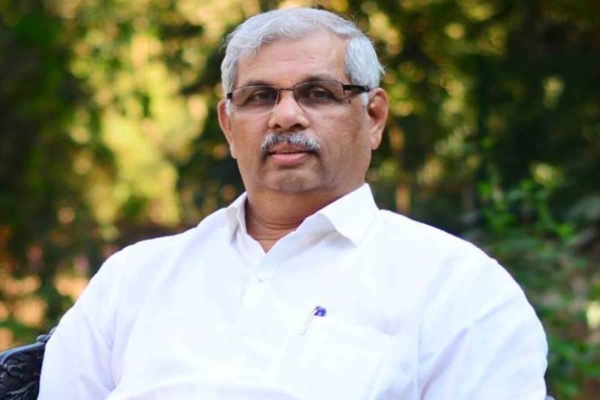 HP Guv allocates portfolios to CM and his deputy