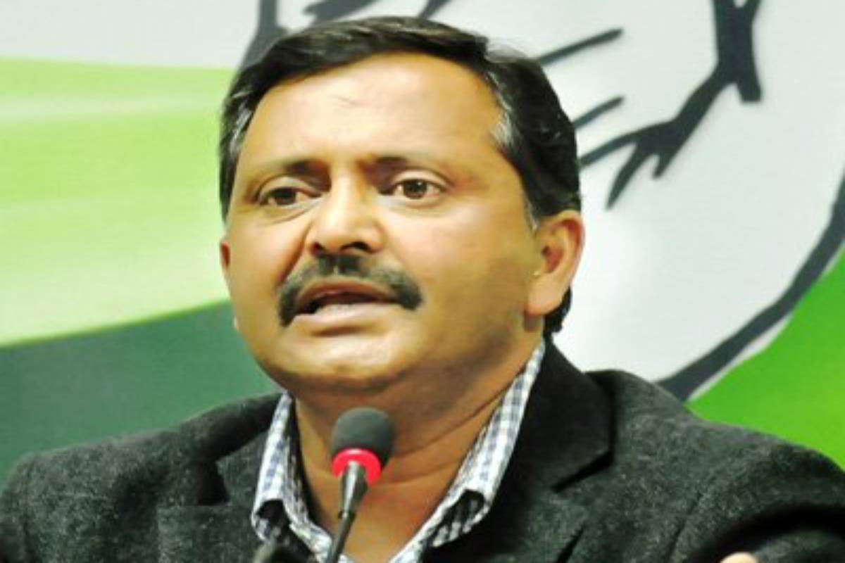 After paper leak, Himachal suspends staff selection panel of Hamirpur