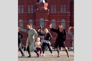 Pushpa fever takes over Russia, dance video of family on ‘Saami Saami’ song goes viral