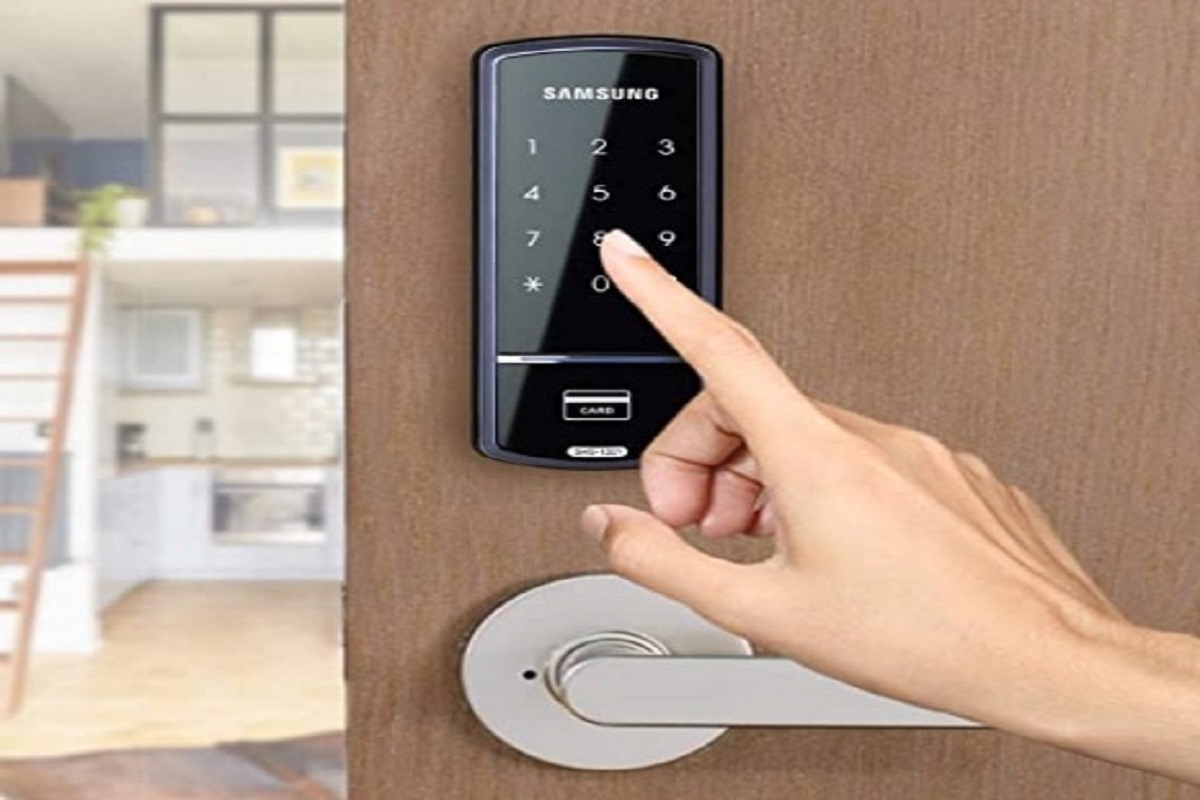 Samsung, Zigbang partner to unveil unique UWB-based smart door lock