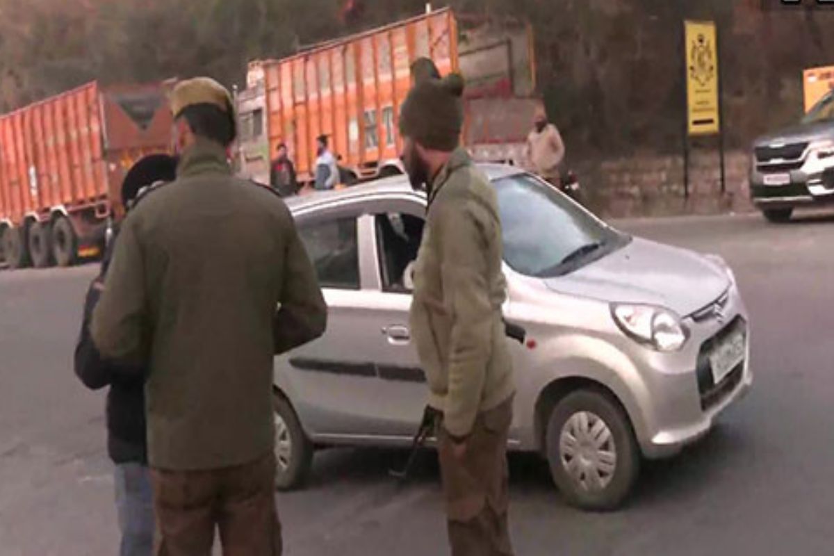 Encounter breaks out in Jammu; 2 terrorists trapped