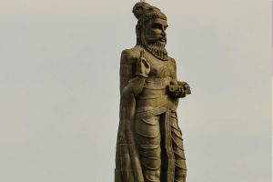 Modi pays homage to Thiruvalluvar, urges youth to read Kural