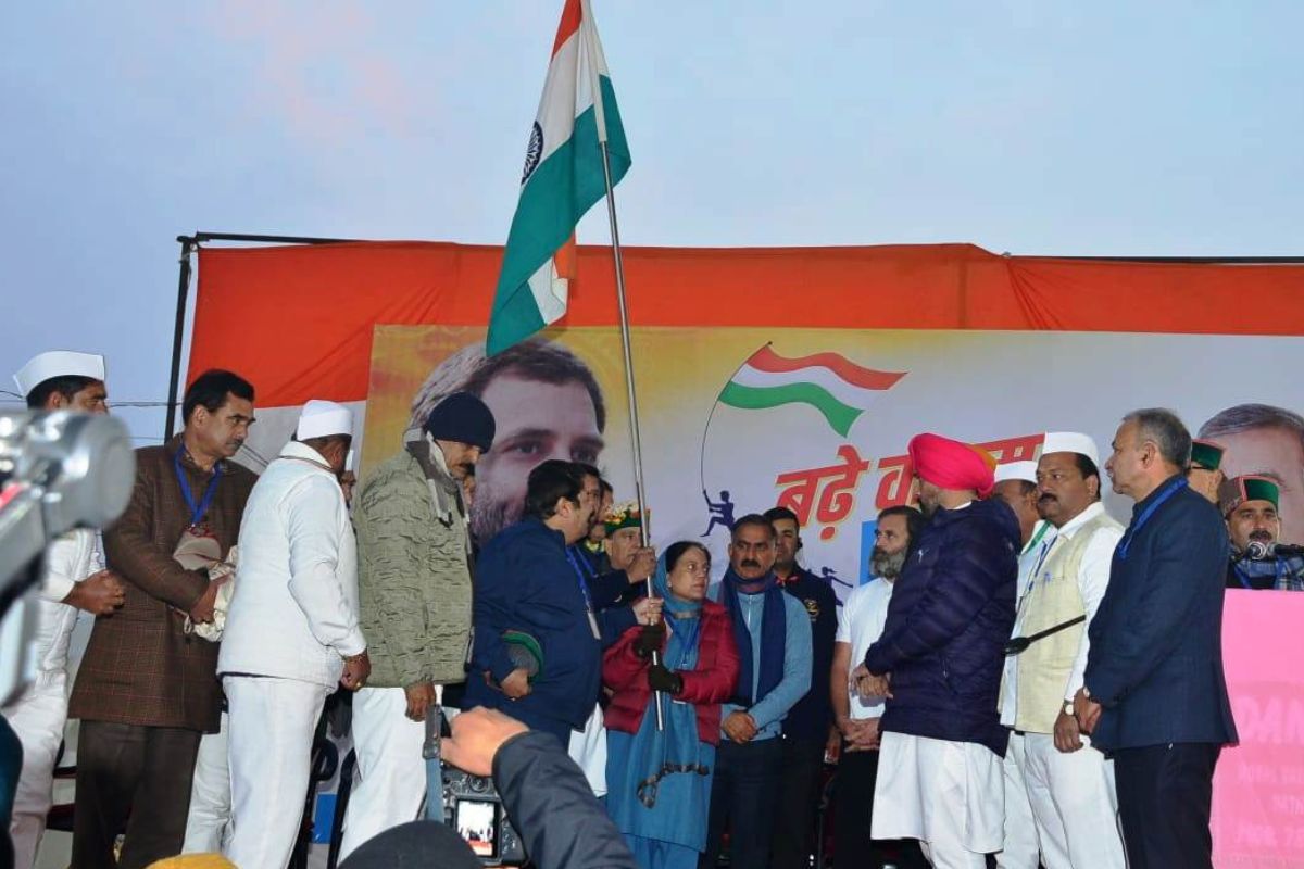Rahul arrives with Bharat Jodo Yatra in HP to a rousing reception