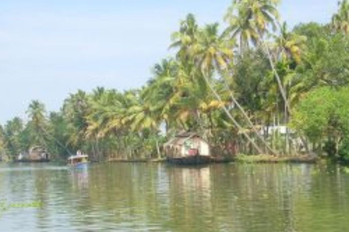 Kerala Govt to focus rural beauty to pull more tourists