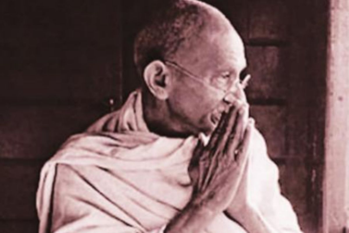 Power of prayer and the martyrdom of Gandhi