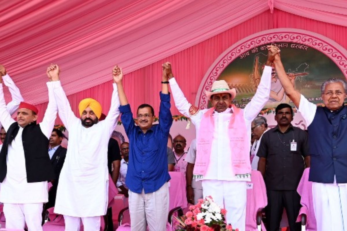 Hits and misses for KCR from the grand Khammam rally