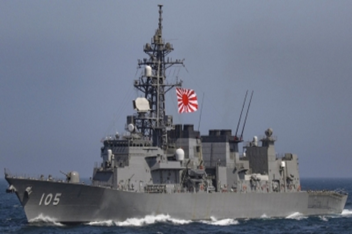 Destroyer runs aground, leaks oil in waters off west Japan