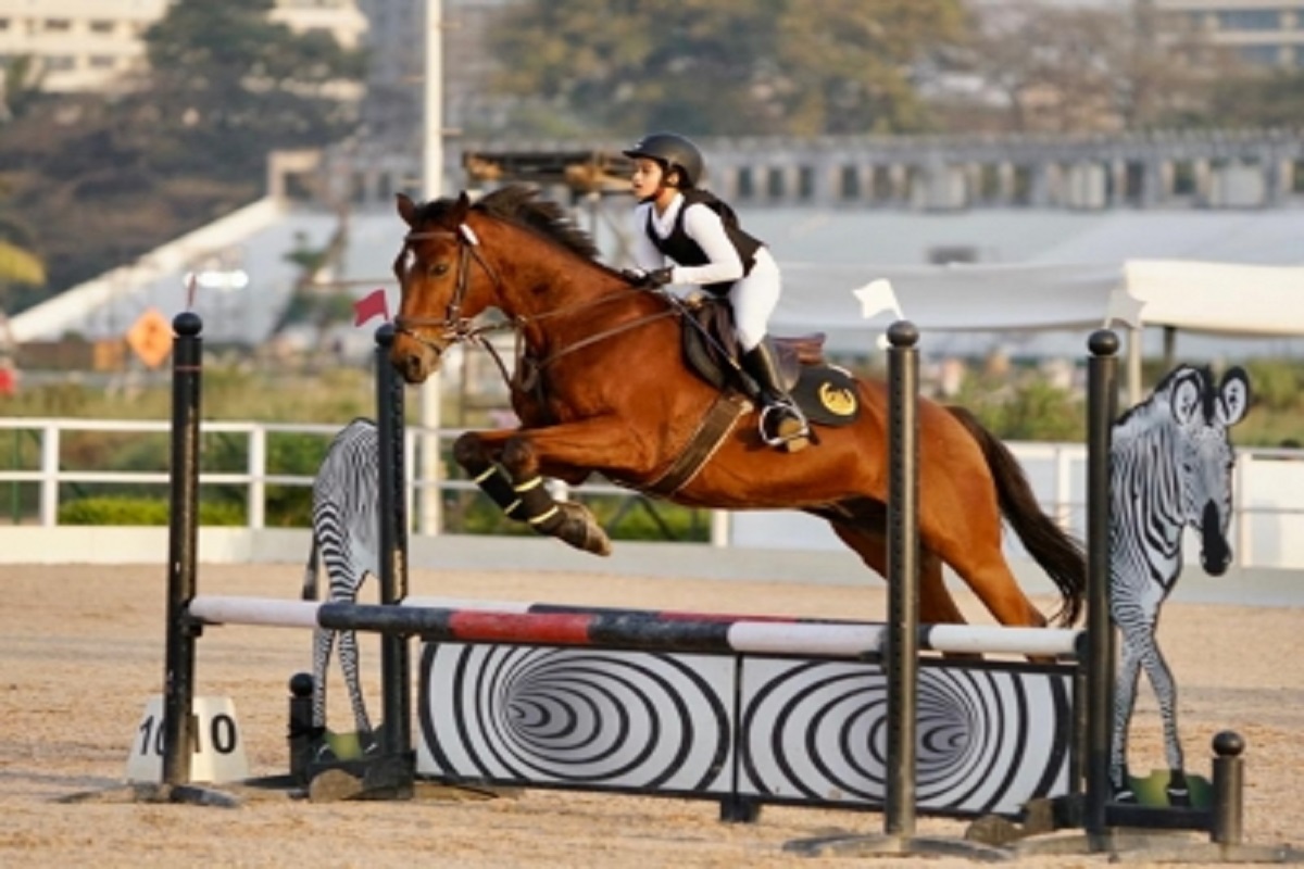 Taarini Lodha wins Children II category at National Show Jumping