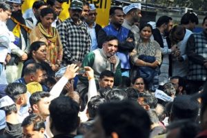AAP protests outside BJP headquarters seeking probe in Adani issue