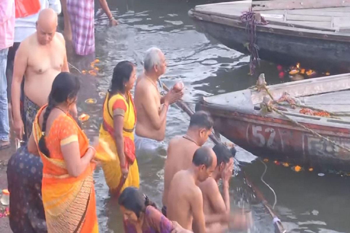 Devotees take holy dip in river Ganga in UP’s Varanasi on occasion of ‘Magh Purnima’