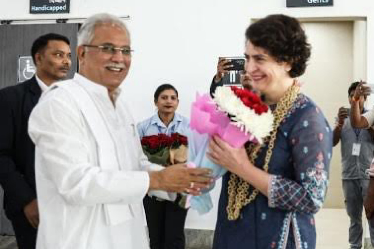 85th Congress plenary: Priyanka arrives in Raipur