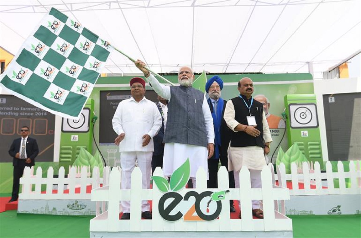 PM flags off E20 Fuel & Flag Green Mobility Rally in Bengaluru